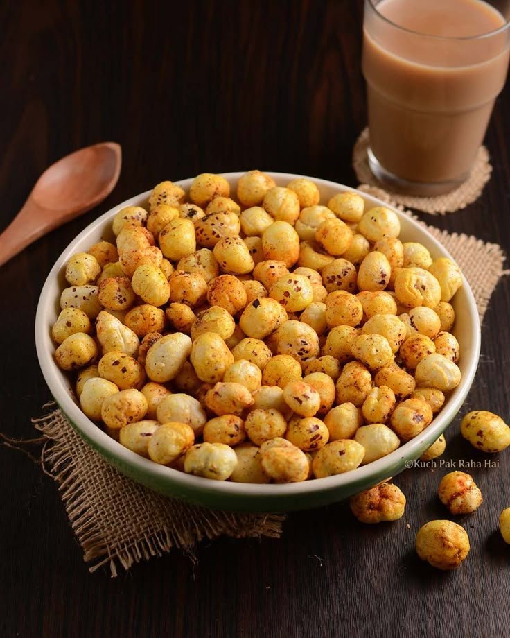 Desi Pops Makhana
